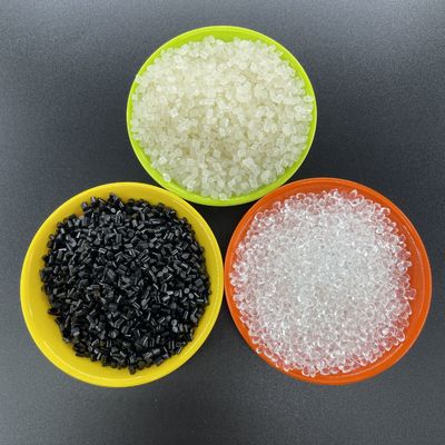 40% Carbon Fiber TPU Granule Lightweight For Plastic Injection Molding Super Good Hardness Exellent Tear Strength Easy Process