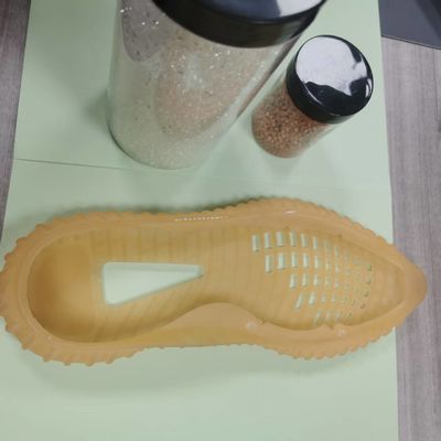 Black Flexibility Conductive TPU Material Excellent Chemical Resistance footwear raw material