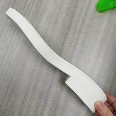 80-85A Hardness TPU Raw Material  Shoe Soles Original Color And Change Color Rebound Wear Resistance