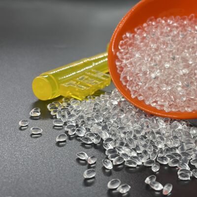 TPU Granules With Transparency of about 5-6mm, Fast forming ,Good rebound, Excellent toughness